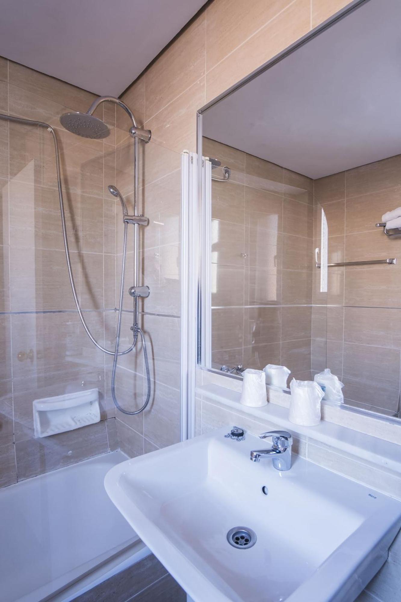 Hotel Alda Centro ポンフェラダ エクステリア 写真