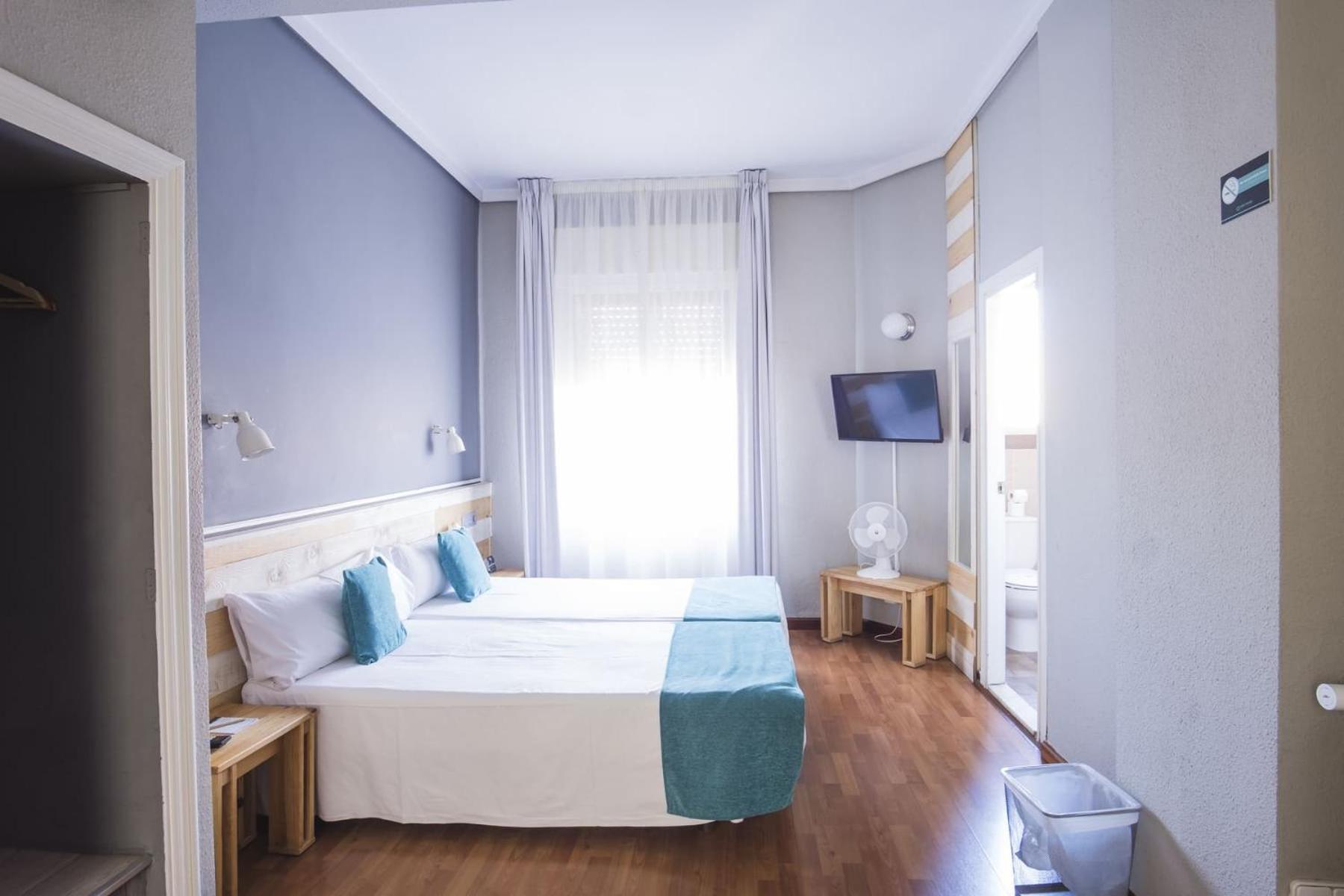 Hotel Alda Centro ポンフェラダ エクステリア 写真