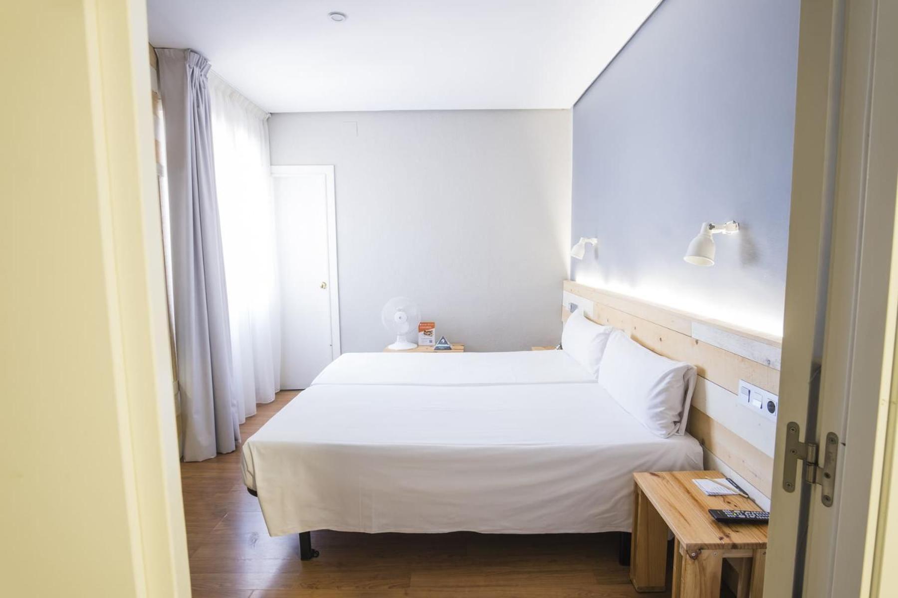 Hotel Alda Centro ポンフェラダ エクステリア 写真