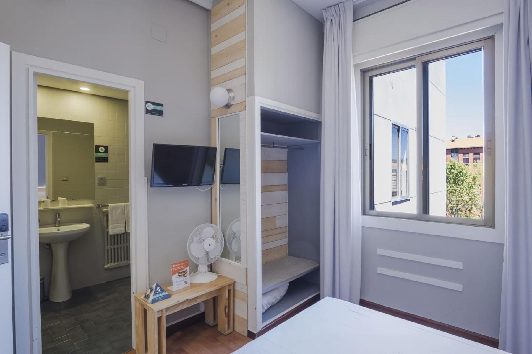 Hotel Alda Centro ポンフェラダ エクステリア 写真